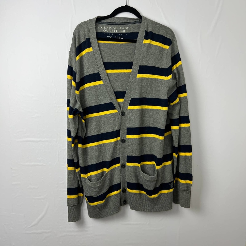American Eagle Outfitters V neck Botton Cardigan